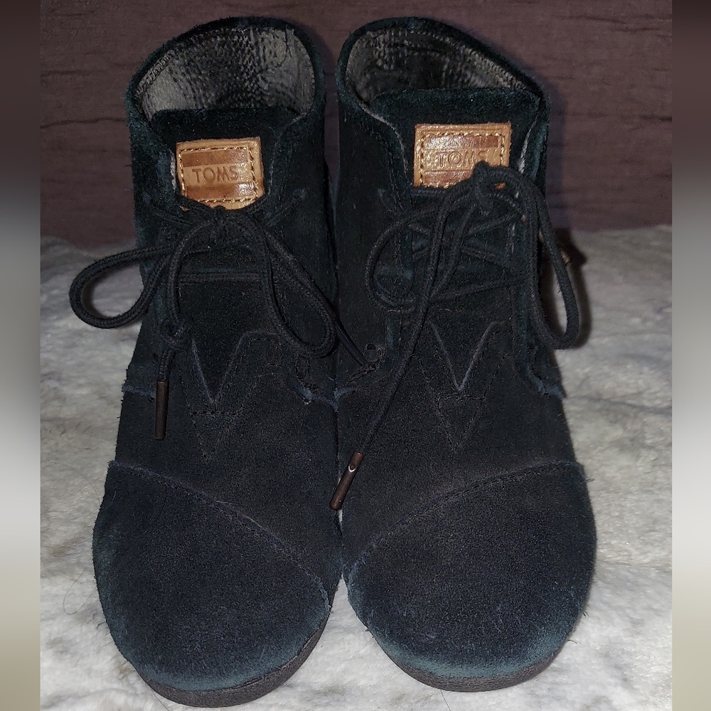 TOMS Booties